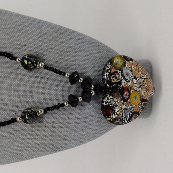 Glass Heart and Bead Necklace - Picture 2 of 9